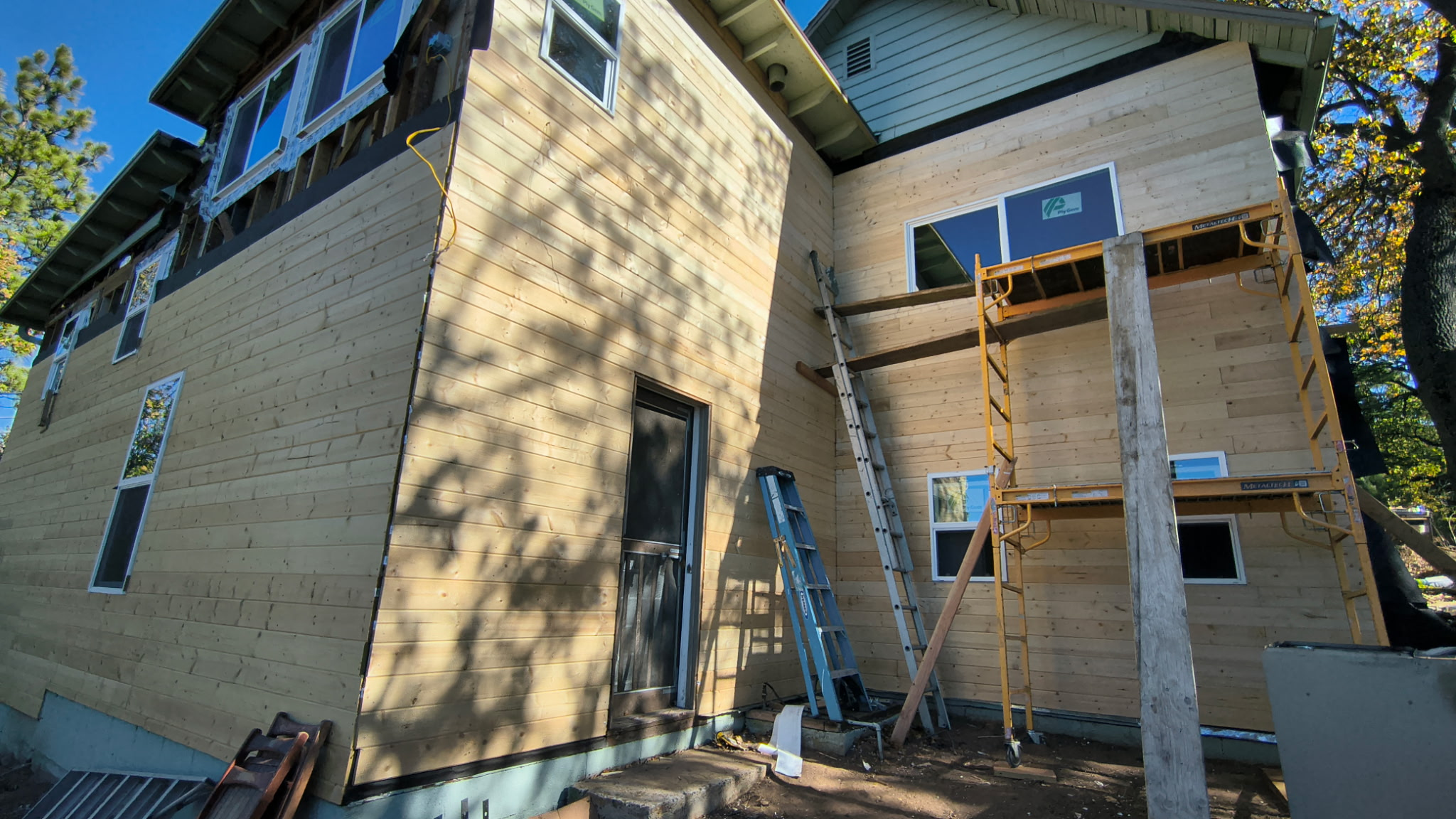 Foster Lodge siding